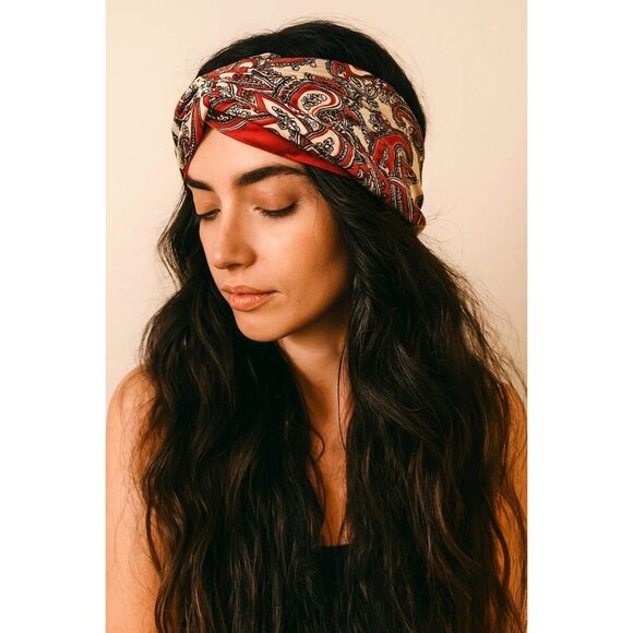 Red Black Paisley Silk Scarf Western Wild Rage Boho Chic Square Lightweight Retr - Picture 4 of 9